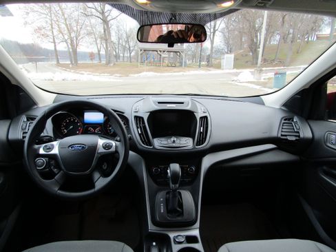 Used 2015 Ford Escape SE w/ Equipment Group 201A image 14