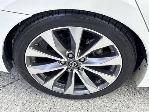 Used 2021 Nissan Maxima Platinum w/ Sport Mat Group image 52