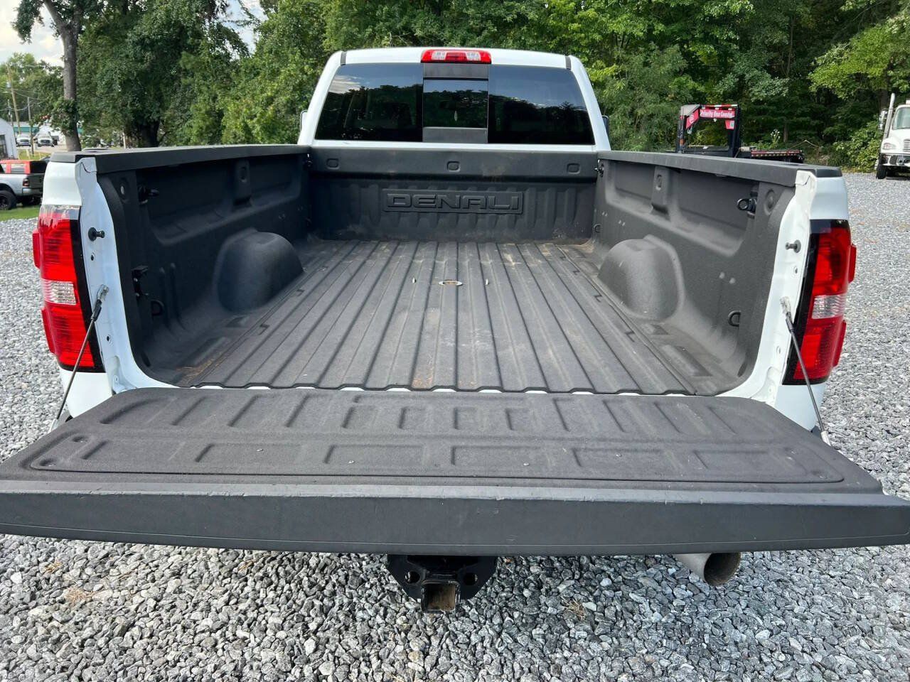 Used 2015 GMC Sierra 3500 Denali w/ Duramax Plus Package AWD/4WD image 7