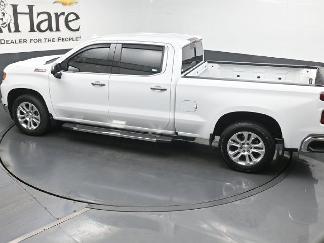 Used 2024 Chevrolet Silverado 1500 LTZ w/ LTZ Convenience Package II AWD/4WD image 46