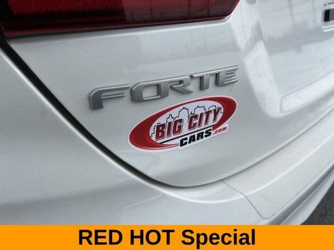 Used 2023 Kia Forte GT-Line image 55