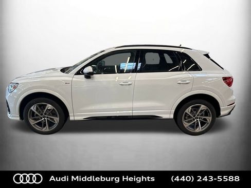 New 2025 Audi Q3 2.0T Premium image 3