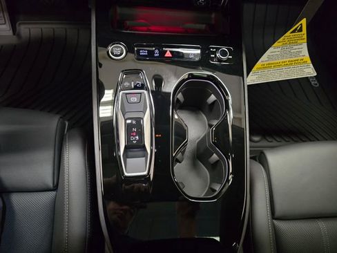 Used 2025 Audi A5 2.0T Prestige w/ 19" Wheel Package image 24