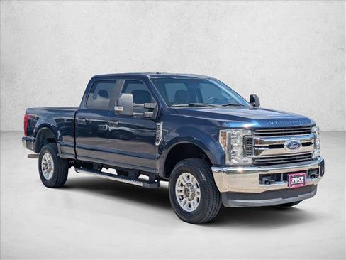 Used 2019 Ford F250 XL w/ STX Appearance Package AWD/4WD image 3