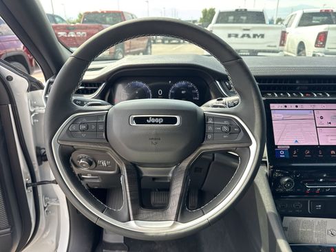 New 2025 Jeep Grand Cherokee L Limited w/ Trailer Tow Package image 20