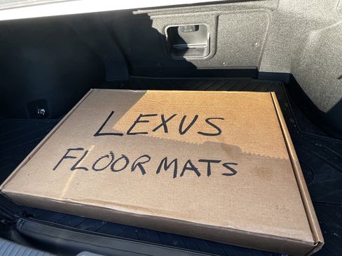 Used 2023 Lexus ES 350 w/ Premium Package image 48