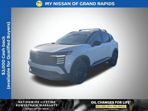 New 2026 Nissan Kicks SR AWD/4WD image 1