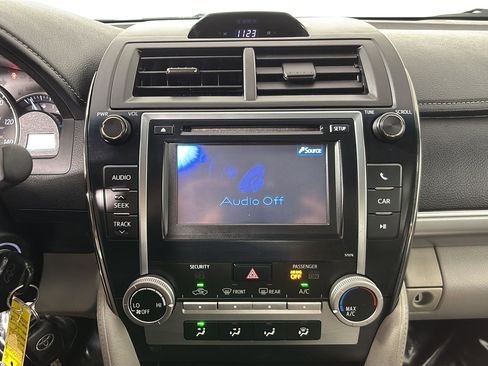 Used 2014 Toyota Camry LE FWD image 33
