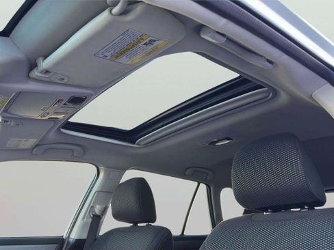 Used 2019 Subaru Outback 2.5i Premium AWD/4WD image 19