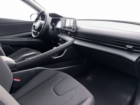 New 2026 Hyundai Elantra SEL Sport Premium FWD image 18