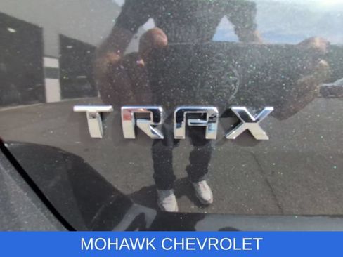 Used 2019 Chevrolet Trax LS FWD image 31