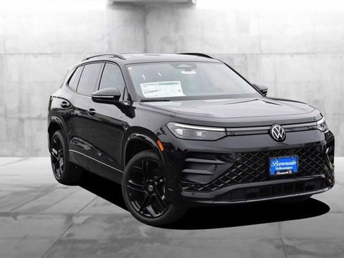 New 2026 Volkswagen Tiguan SE R-Line AWD/4WD image 2