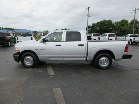 Used 2009 Dodge Ram 1500 Truck SLT RWD image 10