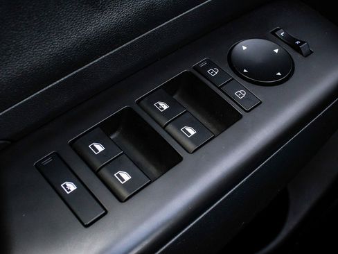 Used 2025 Hyundai Kona SEL image 10