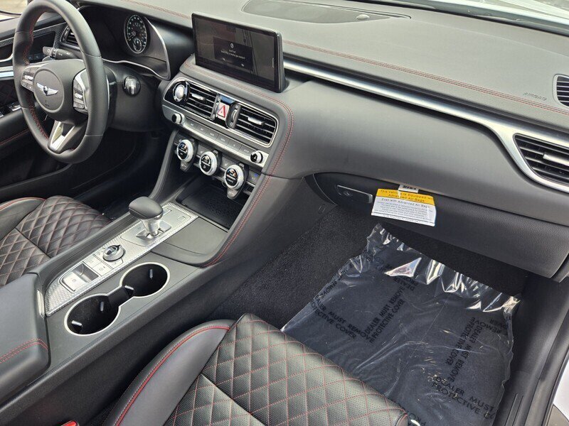 Used 2023 Genesis G70 3.3T w/ Sport Prestige Package RWD image 10
