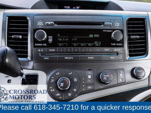 Used 2012 Toyota Sienna LE FWD image 40