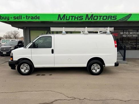 Used 2019 Chevrolet Express 2500 w/ Driver Convenience Package image 5