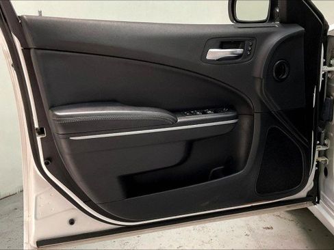 Used 2022 Dodge Charger SXT w/ Leather Interior Group image 23