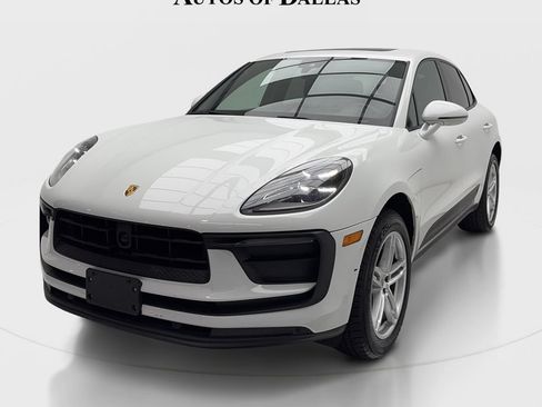 Used 2024 Porsche Macan Turbo AWD/4WD image 4