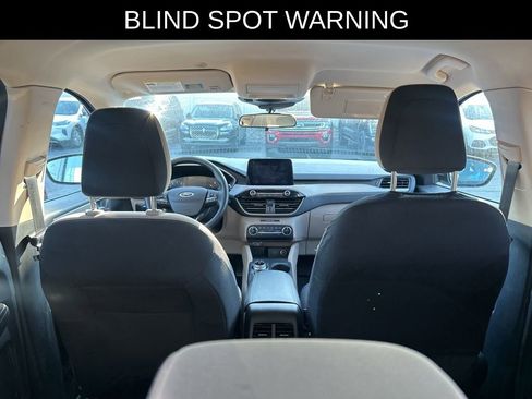 Used 2020 Ford Escape SE image 12