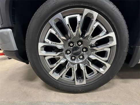 Used 2024 GMC Sierra 1500 Denali Ultimate image 67
