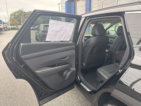 New 2025 Hyundai Tucson Limited image 52