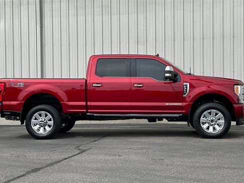 Used 2019 Ford F350 Platinum w/ Platinum Ultimate Package image 4