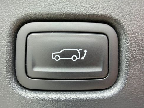 Used 2024 Hyundai Kona Limited FWD image 49