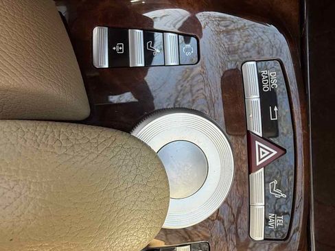 Used 2012 Mercedes-Benz S 550 4MATIC Sedan image 31