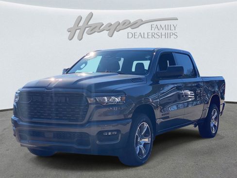 New 2026 RAM 1500 Express image 25