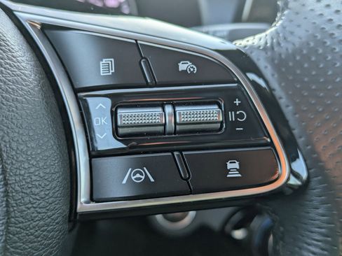 Used 2024 Kia Forte GT-Line image 13