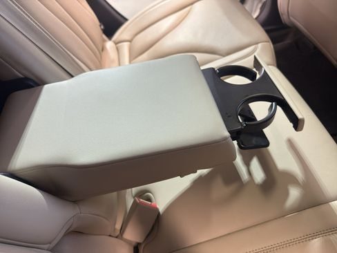 Used 2019 Lincoln Nautilus Reserve image 27