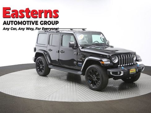 Used 2022 Jeep Wrangler Unlimited Sahara image 47