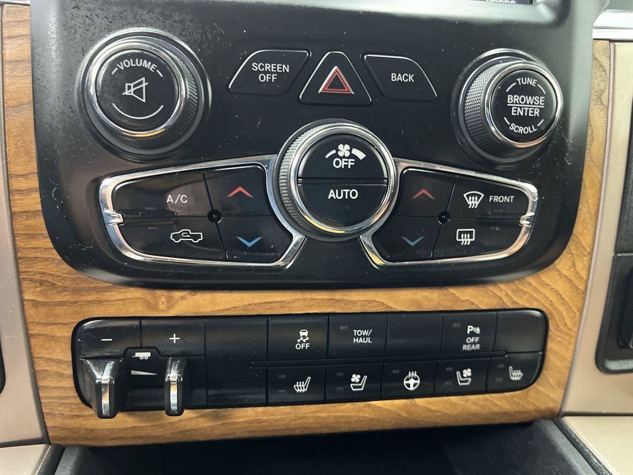 Used 2017 RAM 1500 Laramie Longhorn AWD/4WD image 21