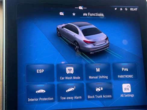 Used 2024 Mercedes-Benz C 300 Sedan image 25