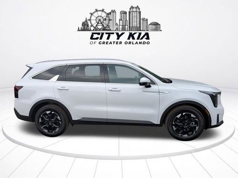 New 2026 Kia Sorento S FWD image 7