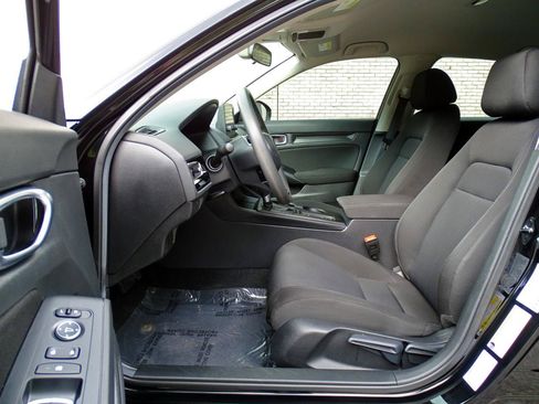 Used 2025 Honda Civic LX image 10