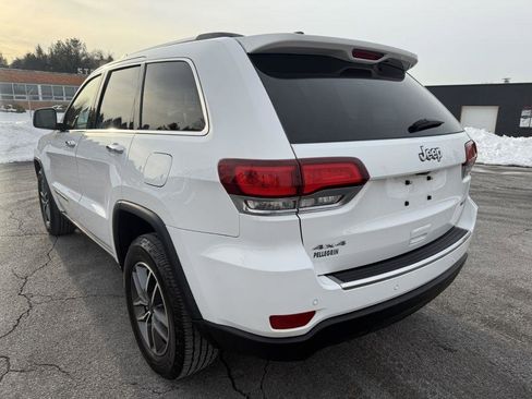 Used 2021 Jeep Grand Cherokee Limited AWD/4WD image 11