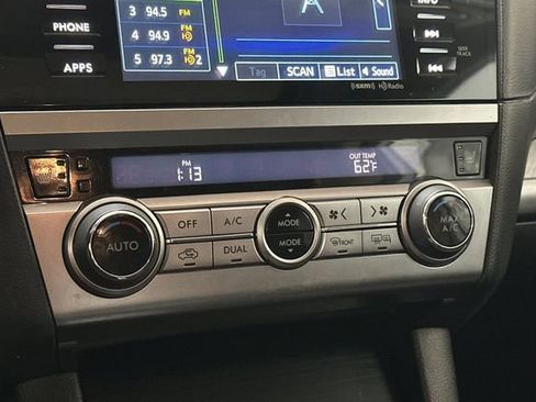 Used 2017 Subaru Outback 2.5i Premium image 23