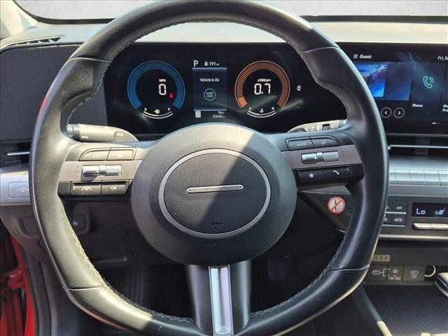 Used 2025 Hyundai Kona SEL FWD image 10