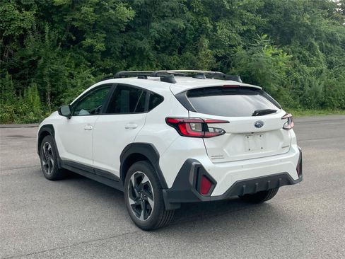 Used 2024 Subaru Crosstrek 2.5i Limited AWD/4WD image 3