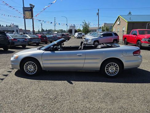 Used 2004 Chrysler Sebring LX FWD image 33