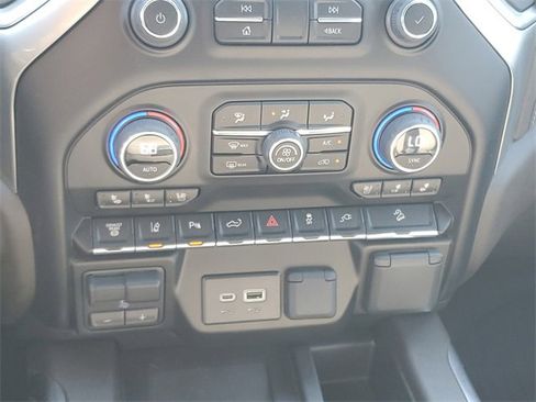 Certified 2023 Chevrolet Silverado 2500 LTZ w/ LTZ Premium Package image 29