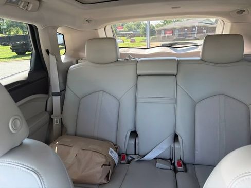 Used 2014 Cadillac SRX Luxury FWD image 10