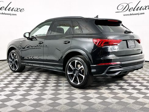 Used 2025 Audi Q3 2.0T Premium Plus w/ Premium Plus Package AWD/4WD image 4