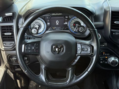 Used 2022 RAM 1500 Limited AWD/4WD image 12