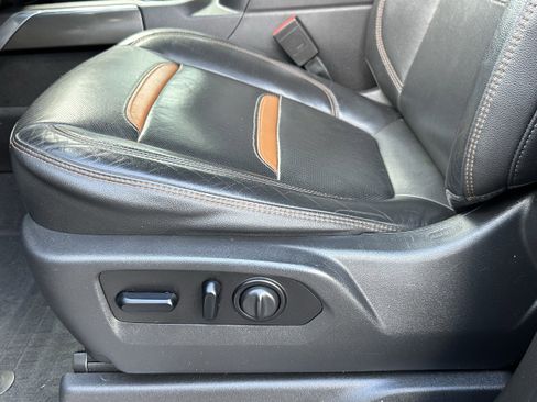 Used 2021 GMC Sierra 1500 AT4 image 21