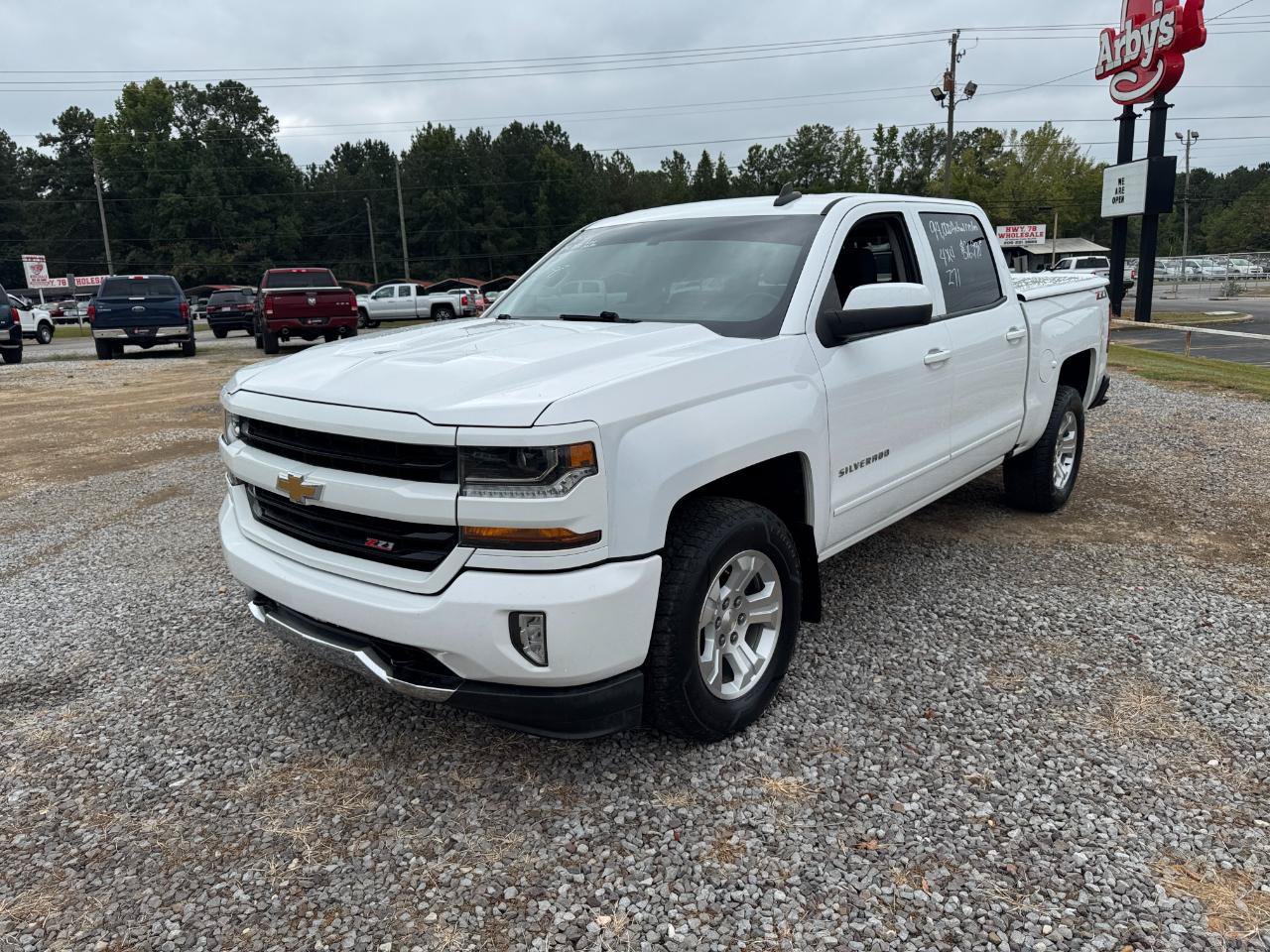 Used 2018 Chevrolet Silverado 1500 LT w/ All Star Edition AWD/4WD image 5