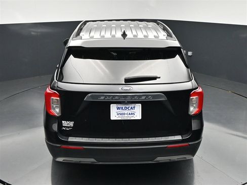 Used 2021 Ford Explorer XLT w/ Equipment Group 202A RWD image 25