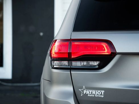 Used 2020 Jeep Grand Cherokee Trackhawk w/ Trailer Tow Group IV AWD/4WD image 19